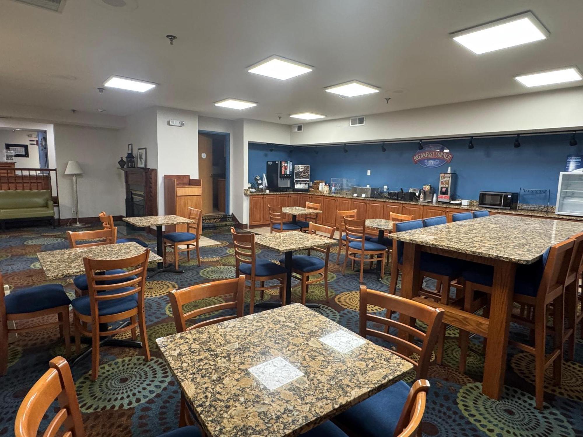 Baymont By Wyndham Mishawaka South Bend Area Ξενοδοχείο Εξωτερικό φωτογραφία
