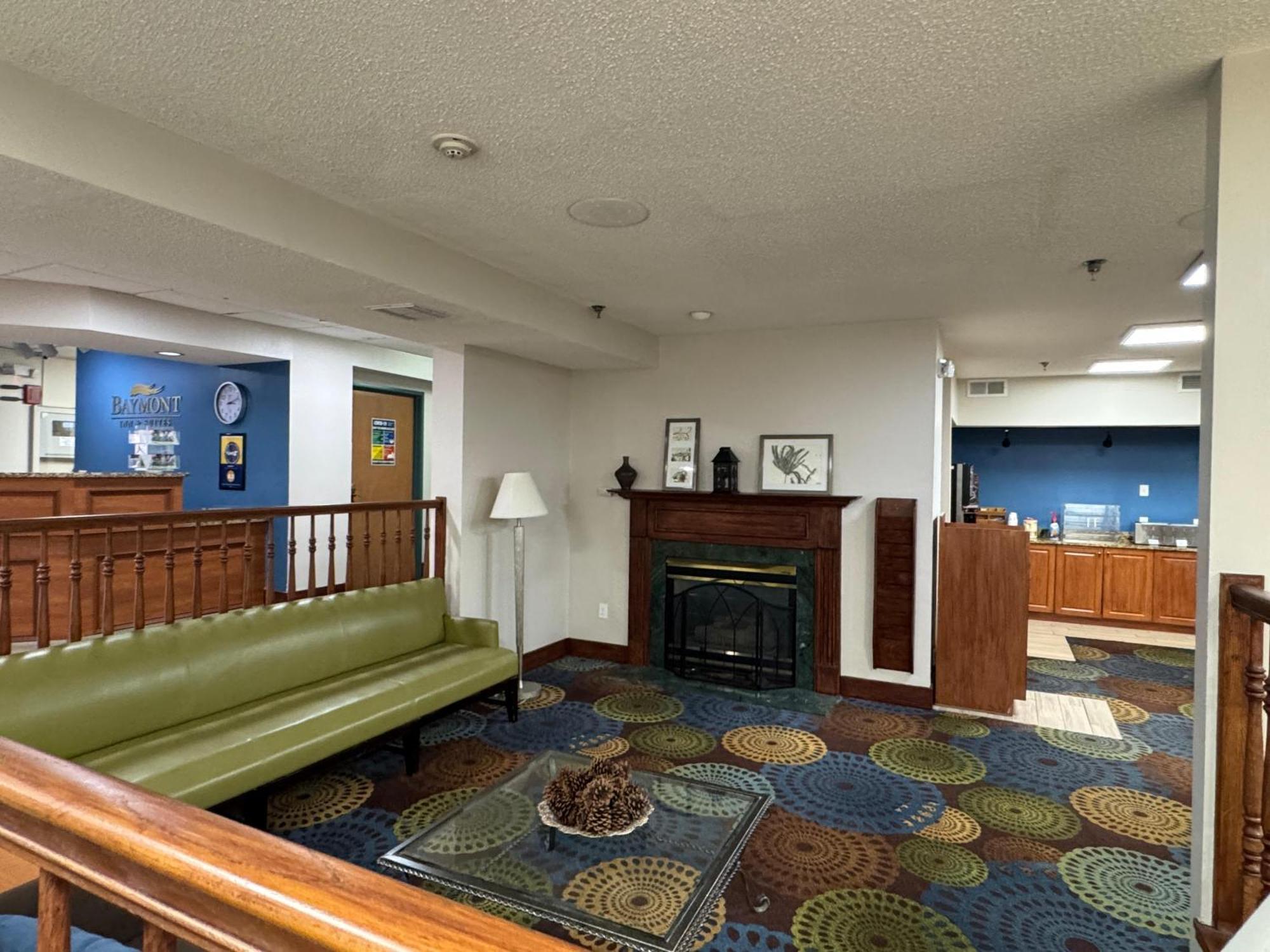 Baymont By Wyndham Mishawaka South Bend Area Ξενοδοχείο Εξωτερικό φωτογραφία
