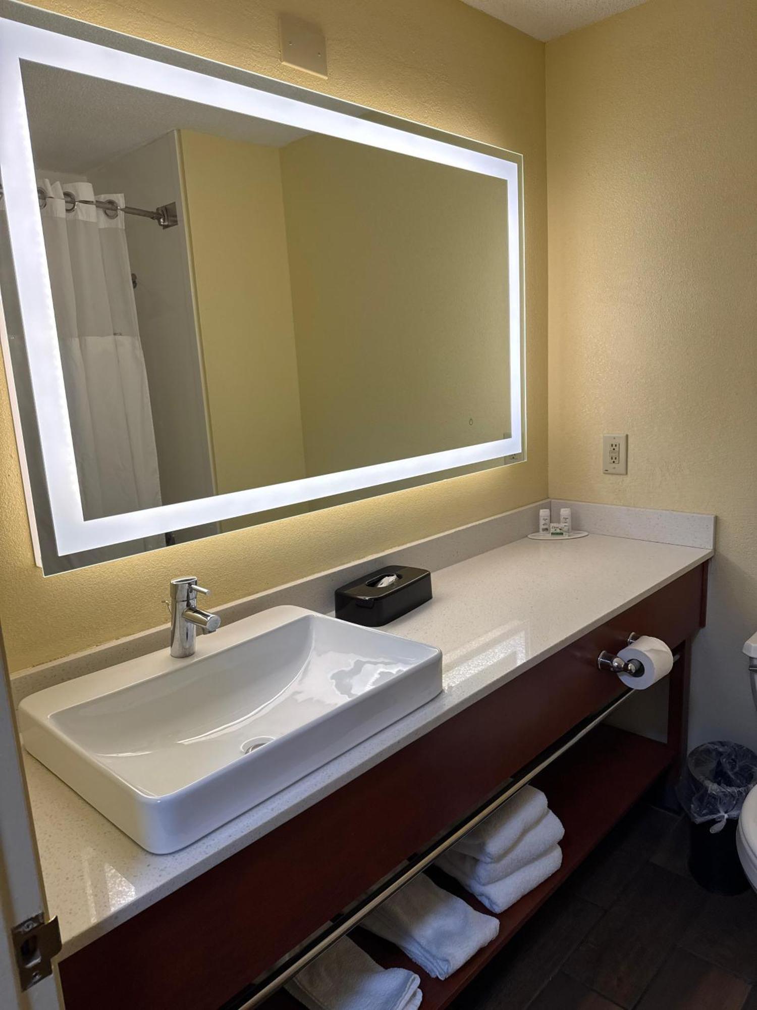 Baymont By Wyndham Mishawaka South Bend Area Ξενοδοχείο Εξωτερικό φωτογραφία
